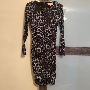 Philosophy leopard dress size XS. Super cute and comfy.